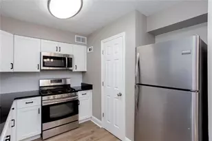 2933 Lexington Trace Dr SE, Smyrna, GA 30080 - Photo 10