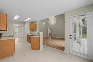 2575 Hamilton Parc Ln, Buford, GA 30519 - Photo 16