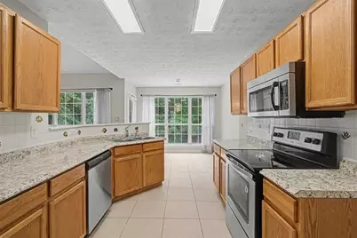 2575 Hamilton Parc Lane, Buford, GA 30519 - Photo 4