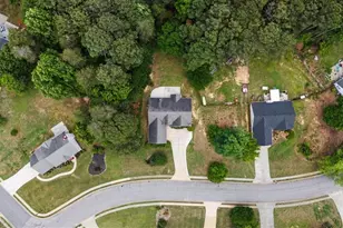 2575 Hamilton Parc Ln, Buford, GA 30519 - Photo 6