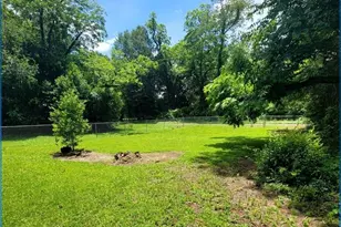 1106 E Society Ave, Albany, GA 31705 - Photo 10