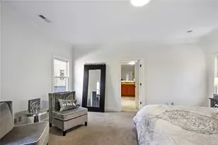 1930 Wildwood Pl NE, Atlanta, GA 30324 - Photo 14