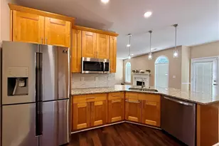 1252 Woodland View Rd, Lawrenceville, GA 30043 - Photo 10