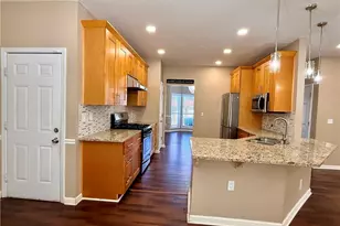 1252 Woodland View Rd, Lawrenceville, GA 30043 - Photo 12