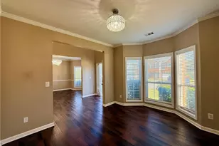 1252 Woodland View Rd, Lawrenceville, GA 30043 - Photo 8