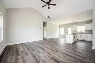 504 Branch St, Cedartown, GA 30125 - Photo 8