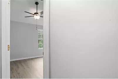 5855 Crescent Ridge Court, Lithonia, GA 30058 - Photo 32