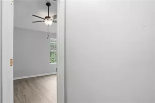 5855 Crescent Ridge Ct, Lithonia, GA 30058 - Photo 32
