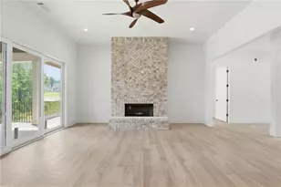 39 Sweet Rose Ct, Newnan, GA 30265 - Photo 8