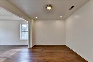 302 Derby Dr, Riverdale, GA 30274 - Photo 34