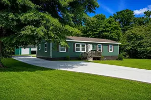 384 Ronthor Dr, Social Circle, GA 30025 - Photo 6