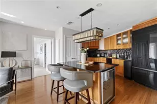 2881 Peachtree Rd NE, Atlanta, GA 30305 - Photo 16