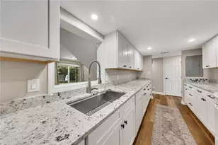 9 Fairway Dr NW, Kennesaw, GA 30144 - Photo 12