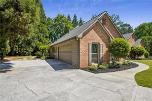 2970 Ashton Pointe Cir, Dacula, GA 30019 - Photo 4