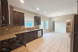 3829 Baxley Ridge Dr, Suwanee, GA 30024 - Photo 4