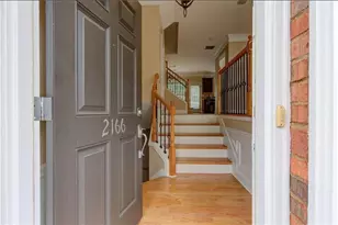 2166 Weldonberry Dr NE, Atlanta, GA 30319 - Photo 4