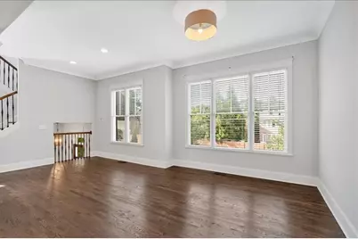 1298 Windsor Parkway NE, Atlanta, GA 30319 - Photo 10