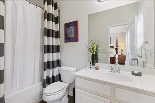 1751 Breyerton Dr, Atlanta, GA 30329 - Photo 20