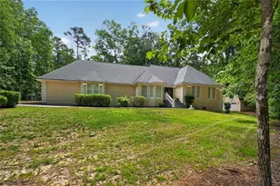 185 Courtland Dr, Fayetteville, GA 30215 - Photo 1