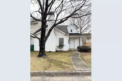 2176 Wellington Circle, Lithonia, GA 30058 - Photo 2