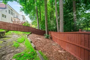 2036 Kinsmon Dr, Marietta, GA 30062 - Photo 68