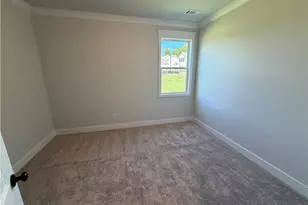 1078 Hawkins Creek Dr, Jefferson, GA 30549 - Photo 16