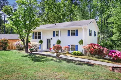 1995 Calvary Hill Court SW, Marietta, GA 30008 - Photo 2
