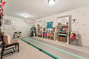 1085 Ashley Manor Dr, Roswell, GA 30075 - Photo 34