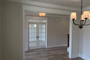 1096 Hawkins Creek Dr, Jefferson, GA 30549 - Photo 6