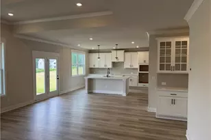 1096 Hawkins Creek Dr, Jefferson, GA 30549 - Photo 10