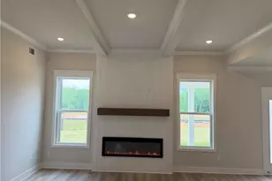 1096 Hawkins Creek Dr, Jefferson, GA 30549 - Photo 12