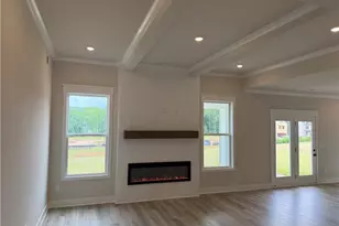 1096 Hawkins Creek Dr, Jefferson, GA 30549 - Photo 10