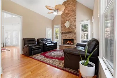 932 Grassmeade Way, Snellville, GA 30078 - Photo 10