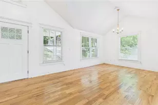 2215 Lang Dr SW, Atlanta, GA 30315 - Photo 10