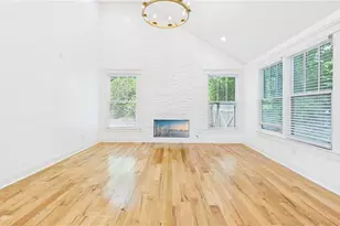 2215 Lang Dr SW, Atlanta, GA 30315 - Photo 8