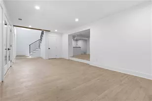 3196 Towerview Dr, Atlanta, GA 30324 - Photo 22