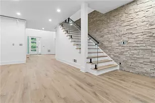 3196 Towerview Dr, Atlanta, GA 30324 - Photo 62