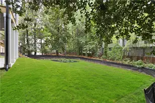 3196 Towerview Dr, Atlanta, GA 30324 - Photo 46