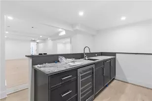 3196 Towerview Dr, Atlanta, GA 30324 - Photo 24