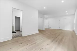 3196 Towerview Dr, Atlanta, GA 30324 - Photo 22