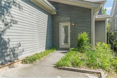 1645 Woodward Way, College Park, GA 30337 - Photo 8