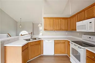8440 River Bluff Pl, Ball Ground, GA 30107 - Photo 22
