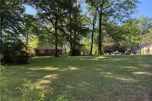 1061 Jolly Ave, Clarkston, GA 30021 - Photo 10