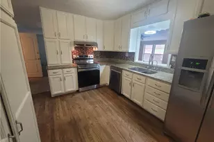 538 Cole Dr SW, Lilburn, GA 30047 - Photo 36