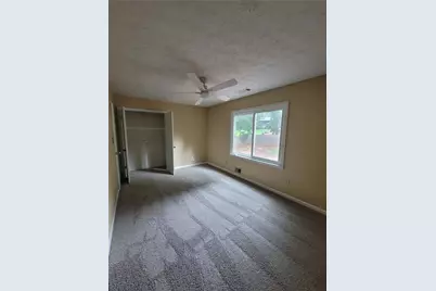 538 Cole Drive SW, Lilburn, GA 30047 - Photo 8