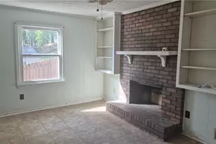 538 Cole Dr SW, Lilburn, GA 30047 - Photo 6