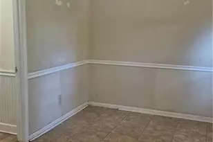 538 Cole Dr SW, Lilburn, GA 30047 - Photo 12