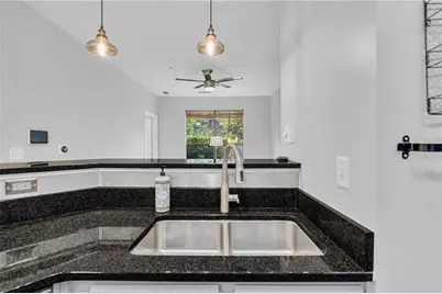 821 Ralph McGill Boulevard NE #3217, Atlanta, GA 30306 - Photo 10