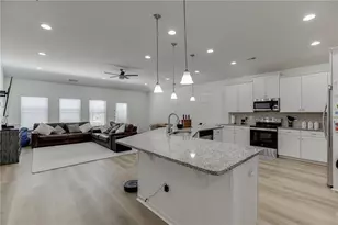 381 Eagles Blf Wy, Hoschton, GA 30548 - Photo 4