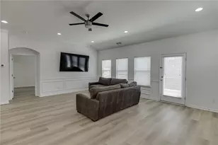381 Eagles Blf Wy, Hoschton, GA 30548 - Photo 12